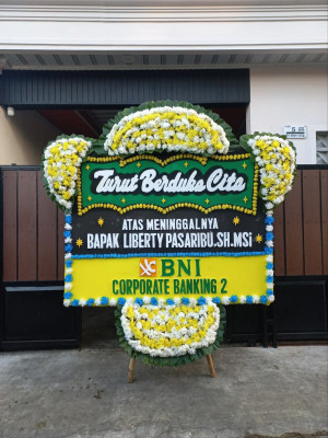 Papan Bunga Duka di Tegal S Mandala Iii